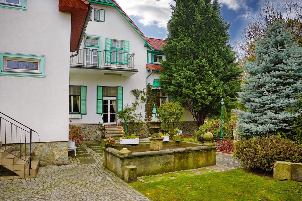 Hotel Garden Boleslawiec  Exterior foto