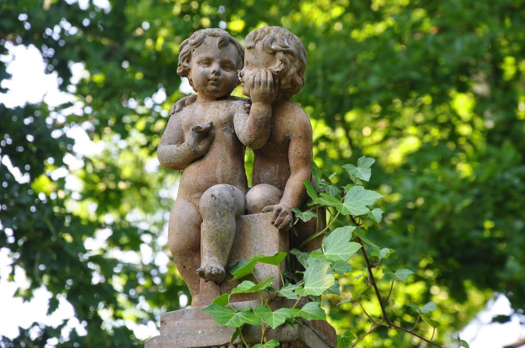 Hotel Garden Boleslawiec  Exterior foto